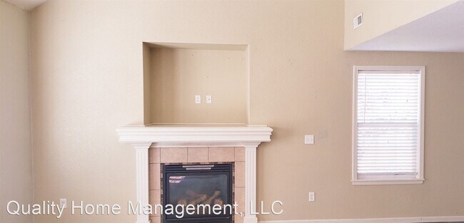 Building Photo - 3 br, 2.5 bath House - 2110 Brooke Bend