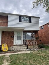 Building Photo - 4926 Fairway Ct