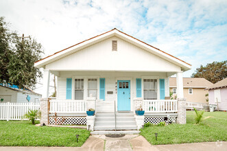 Building Photo - 2407 41st St