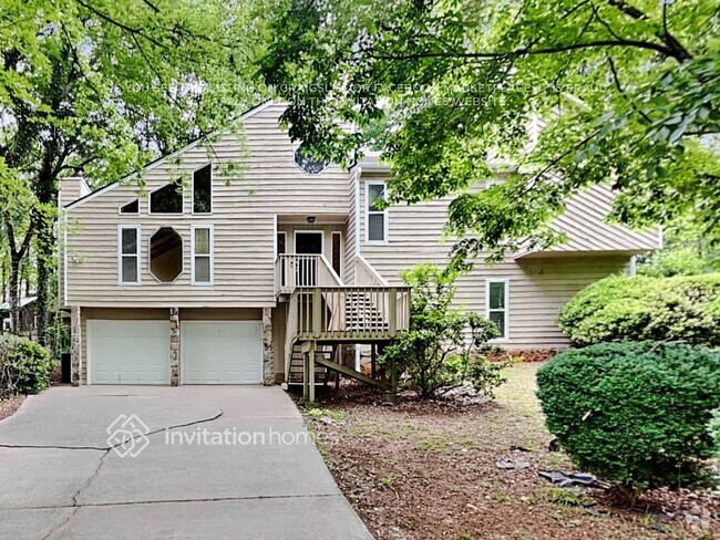 Building Photo - 4931 Tremont Dr NE