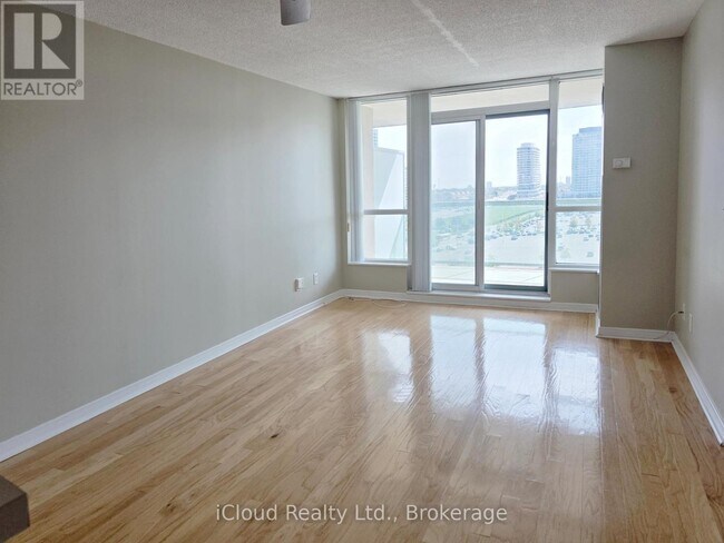 Building Photo - 2585 Erin Centre Blvd