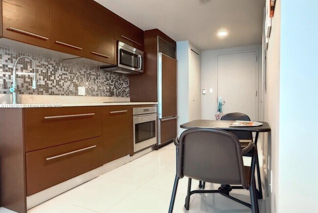 Foto del edificio - 495 Brickell Ave