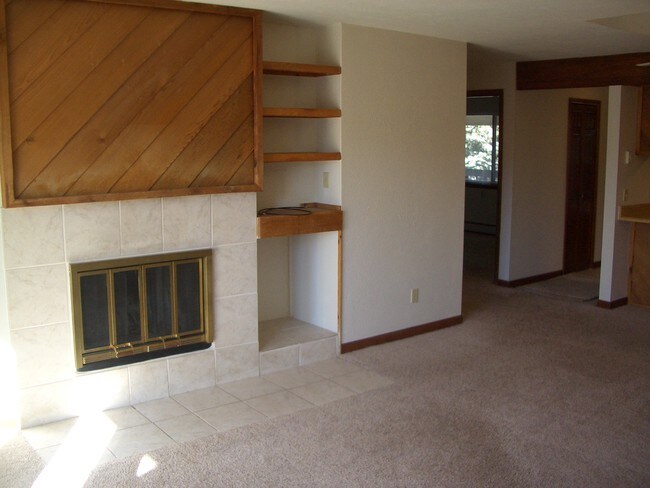 Building Photo - 3265 34th St