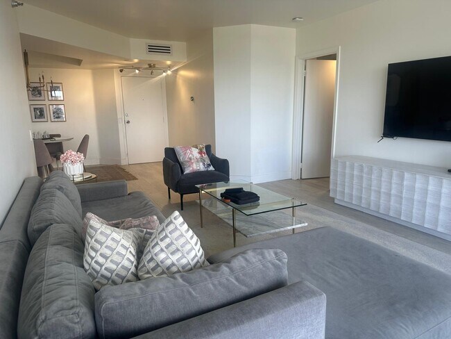 Foto del edificio - 3640 Yacht Club Dr