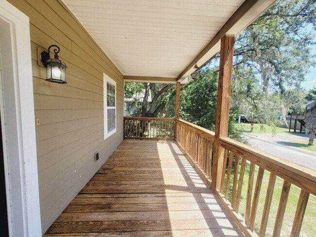 Building Photo - 2770 Weaver Dr
