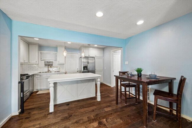 Foto del edificio - 1517 Wayside Dr