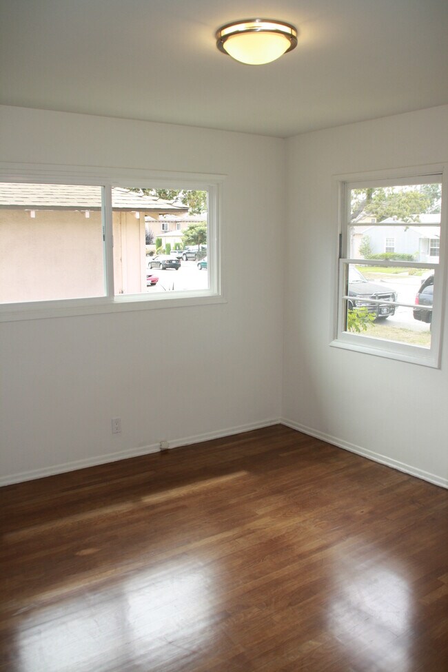 Unidad A - 4250 Sawtelle Blvd