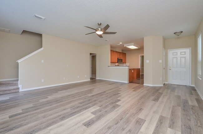 Foto del edificio - 18514 Alemarble Oak St