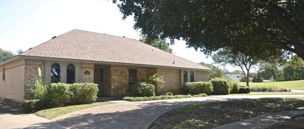 Primary Photo - 3323 Brookhaven Club Dr
