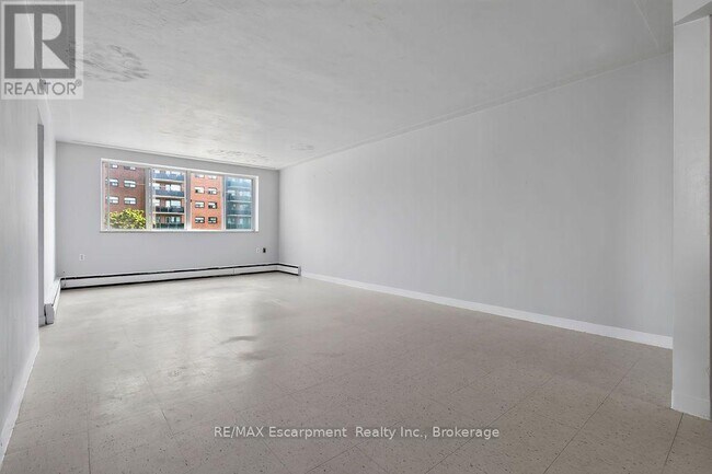 Photo du bâtiment - 2393 New St