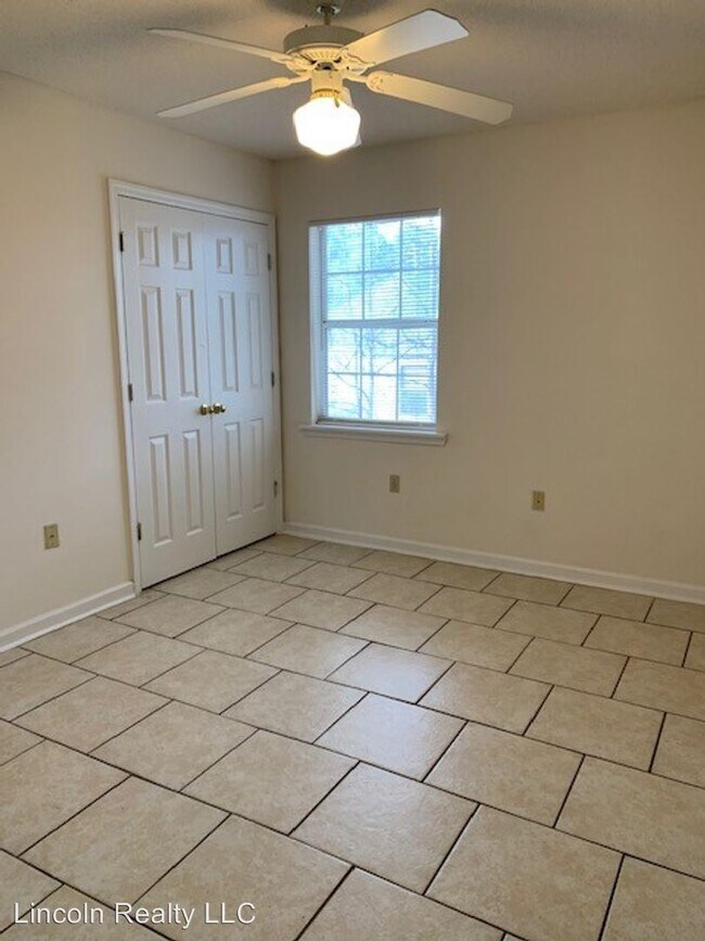 Foto del edificio - 4072 Northlake Dr