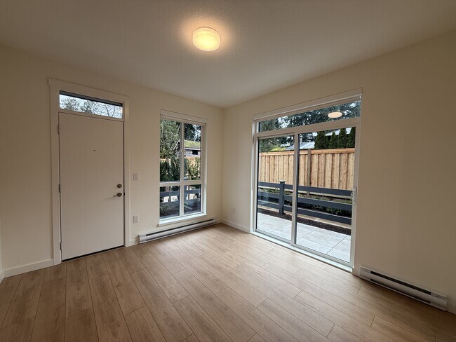 Photo du bâtiment - 14778-14106 106 Ave