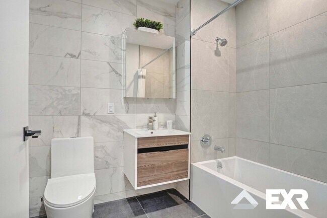 Foto del edificio - 14815 89th Ave