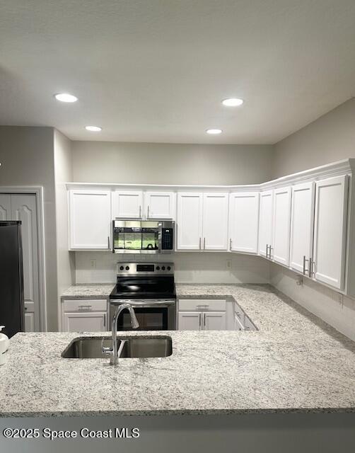Building Photo - 1030 Venetian Dr