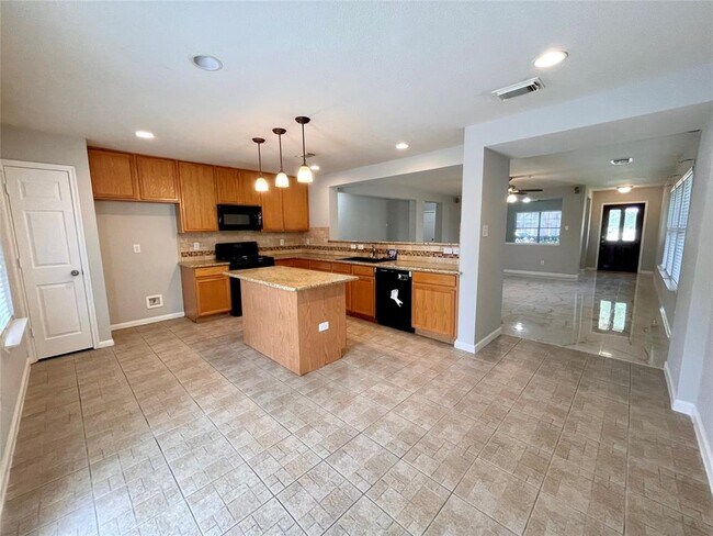 Foto del edificio - 10218 Cades Creek Ct