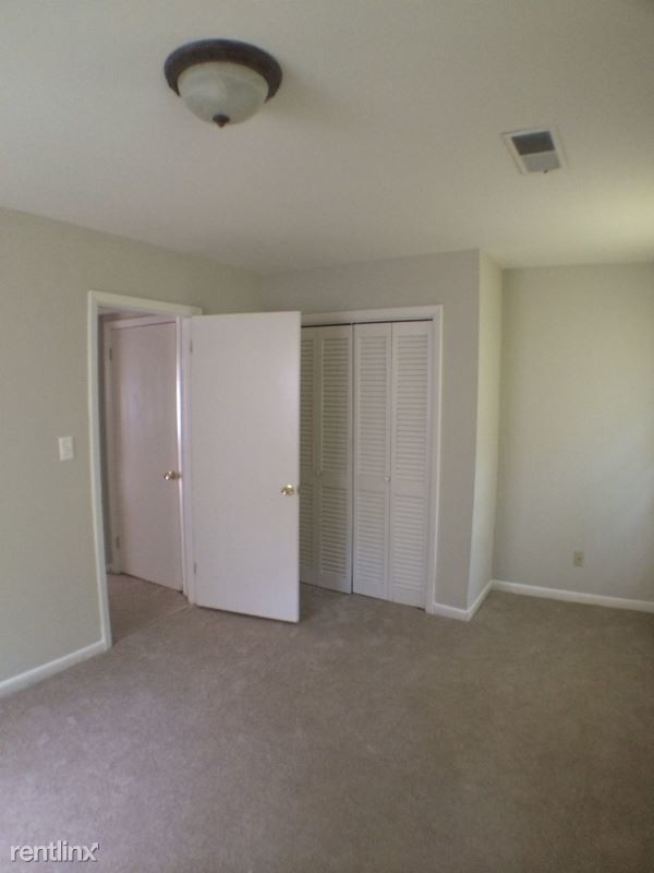 Building Photo - 4210 Cedar Valley Ln