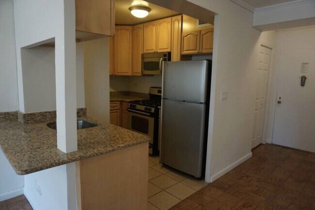 Foto del edificio - 1739 2nd Ave