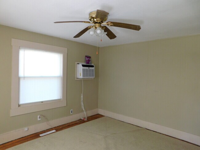 Foto del edificio - Affordable 3 bedroom/1 bath in El Dorado!
