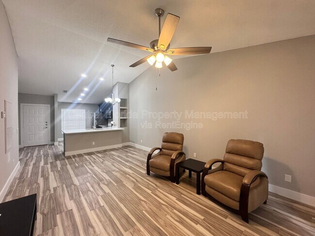 Foto del edificio - 13903 Timberland Dr