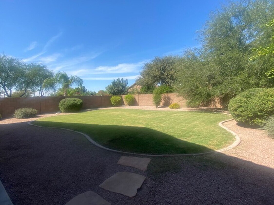 Foto del edificio - FOR LEASE - PETERSON FARMS, CHANDLER