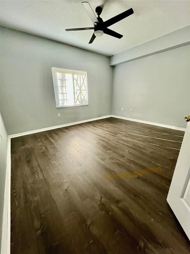 Foto del edificio - 6439 Cypressdale Dr