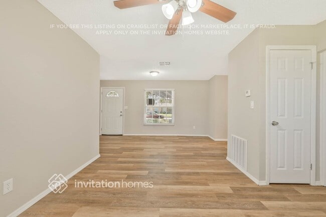 Building Photo - 4541 Weldon Pl