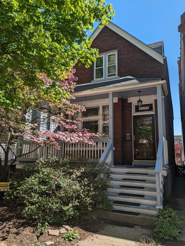 Primary Photo - 2113 W Cuyler Ave
