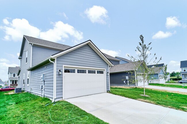 Building Photo - Brand New 4BD/2.5BA with primary on main level in Fortville!