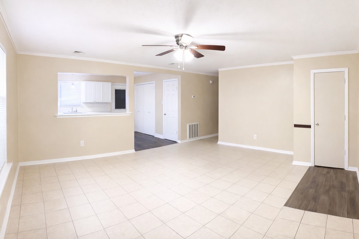 Foto del edificio - 124 Pierce Dr