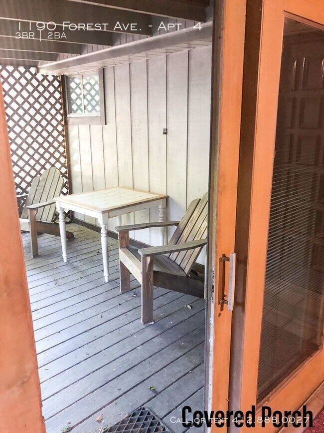 Building Photo - Large 3 bedroom 2 bath South Park