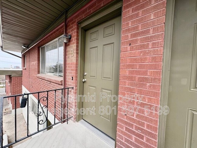 Building Photo - 353 S 1100 E