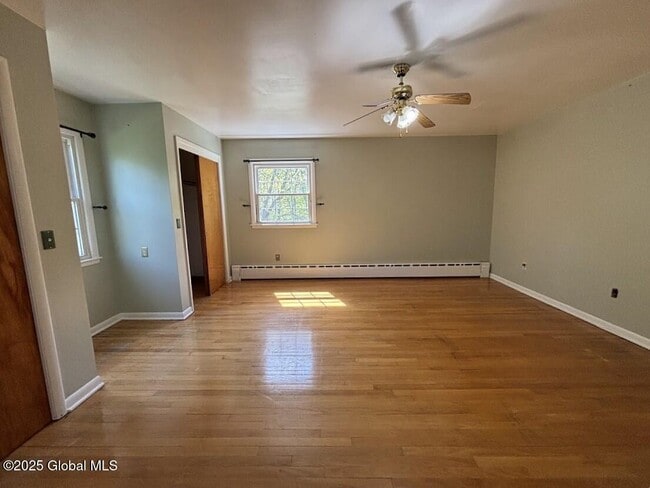 Building Photo - 4 Noonan Ln