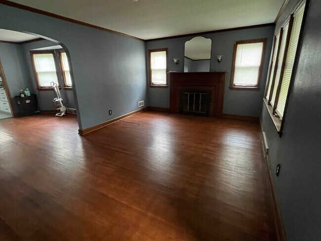 Building Photo - 1623 Carney Ave