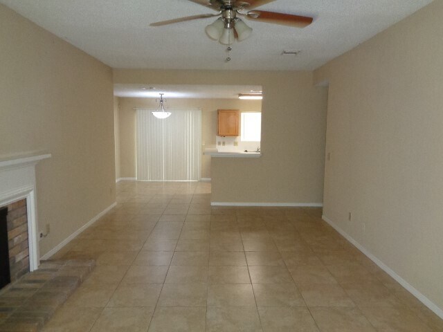 Foto del edificio - 9222 Palm Shores Dr