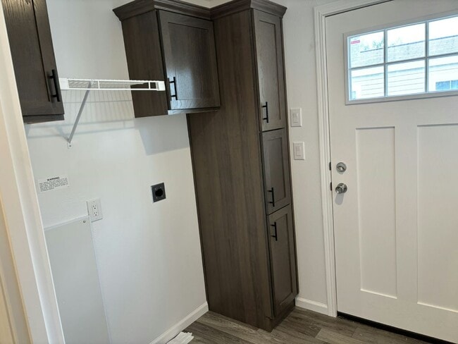 Building Photo - 490 Cimarron