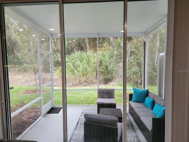 Foto del edificio - 10549 Oakside Dr