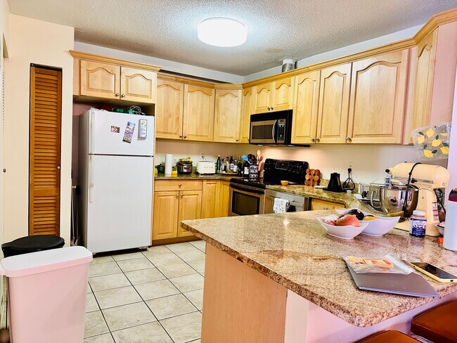 Foto del edificio - 1850 Beacon St