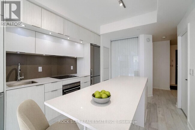 Photo du bâtiment - 170 Sumach St