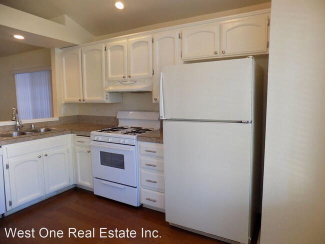 Foto del edificio - 3 br, 2 bath House - 420 Gonzalez St