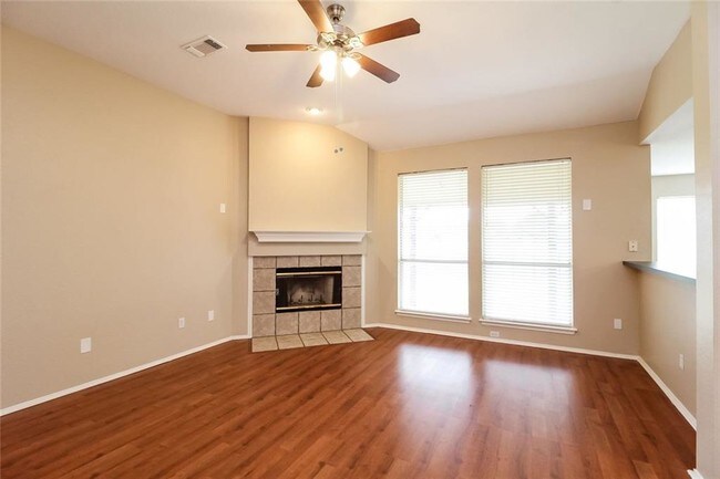 Building Photo - 2140 Waterfield Ct