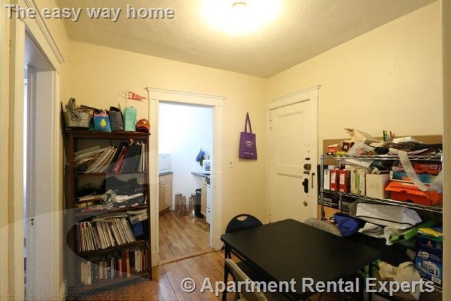 Building Photo - 335 A Harvard St