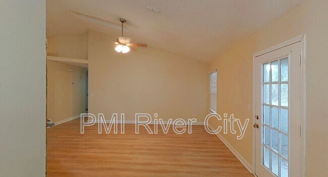 Foto del edificio - 502 Tidal Wave Ln