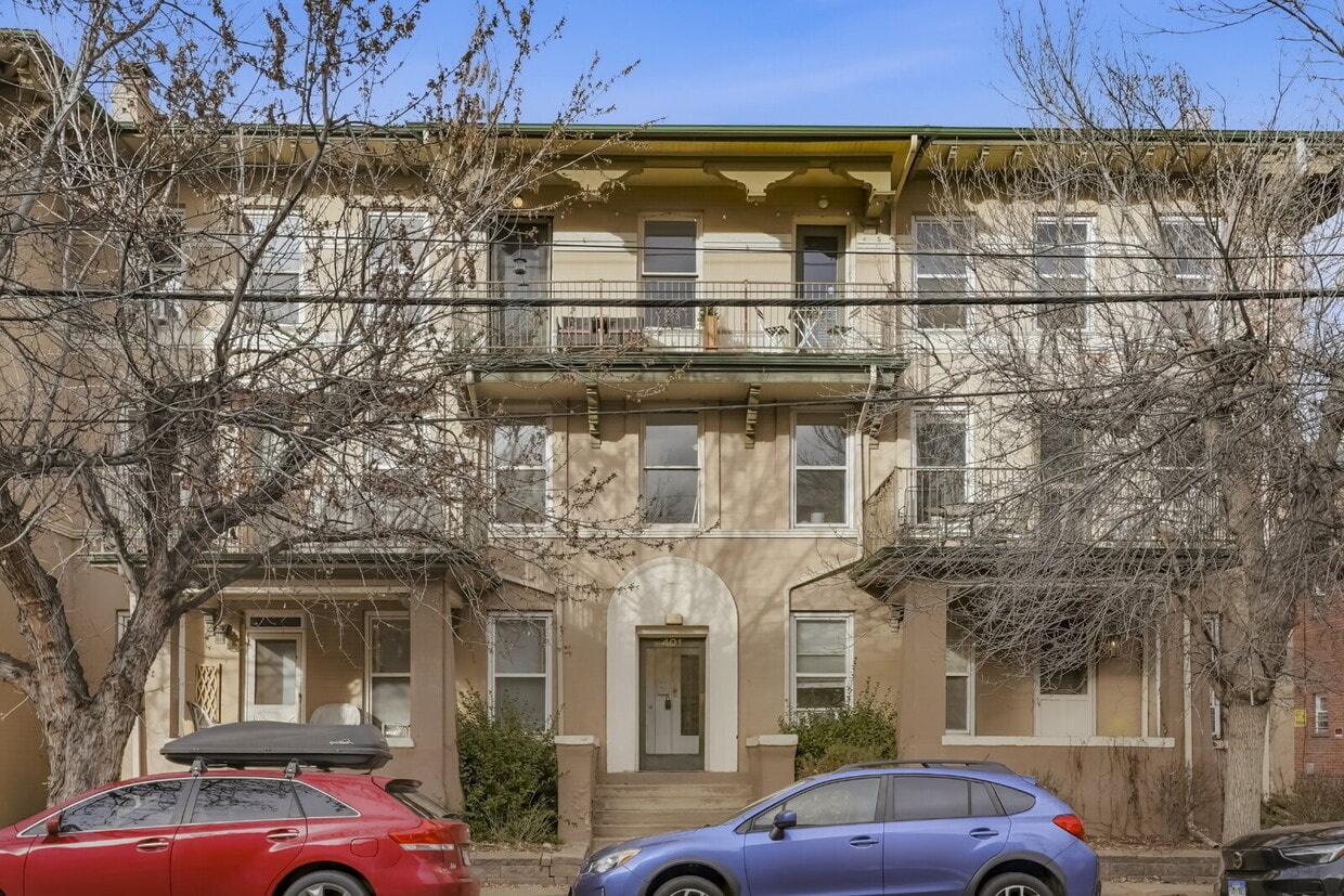 Spacious Two Bedroom in Cap Hill - Spacious Two Bedroom in Cap Hill