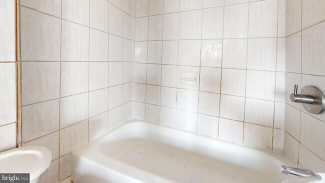Foto del edificio - 2542 N 33rd St