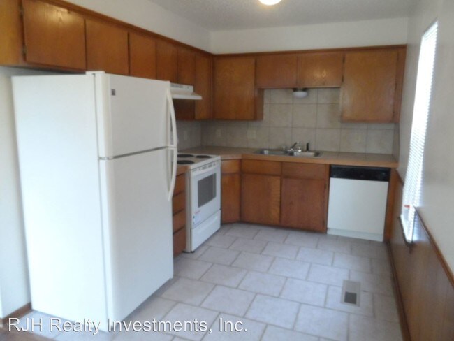 Building Photo - 336 Chalmette Dr