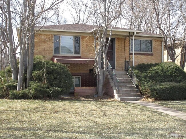 Building Photo - 2611 S Logan St