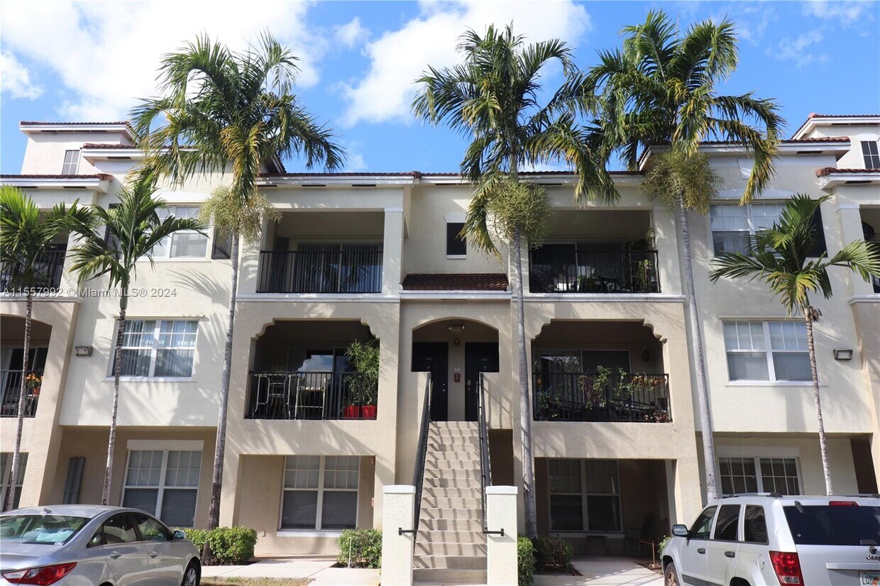 5800 W Sample Rd Unit 304, Coral Springs, FL 33067 Condo for Rent in