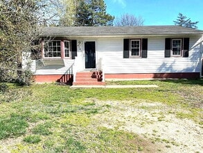 Building Photo - 4701 Craddock Ave
