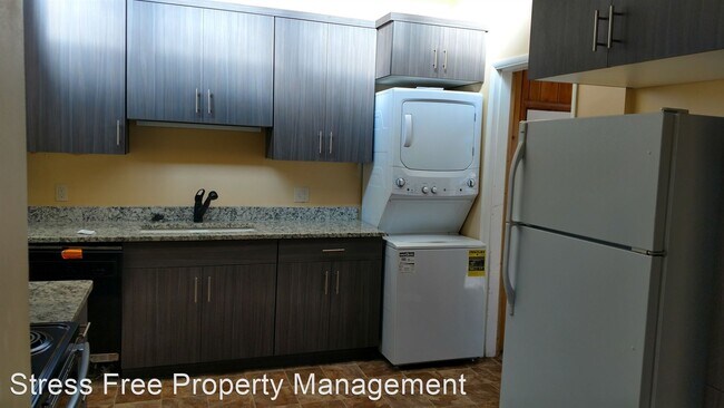 Foto del edificio - 522 Cedarwood Terrace