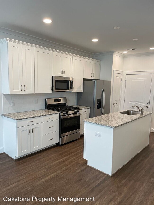 Building Photo - 3 br, 2.5 bath House - 385-A Adderbury Walk